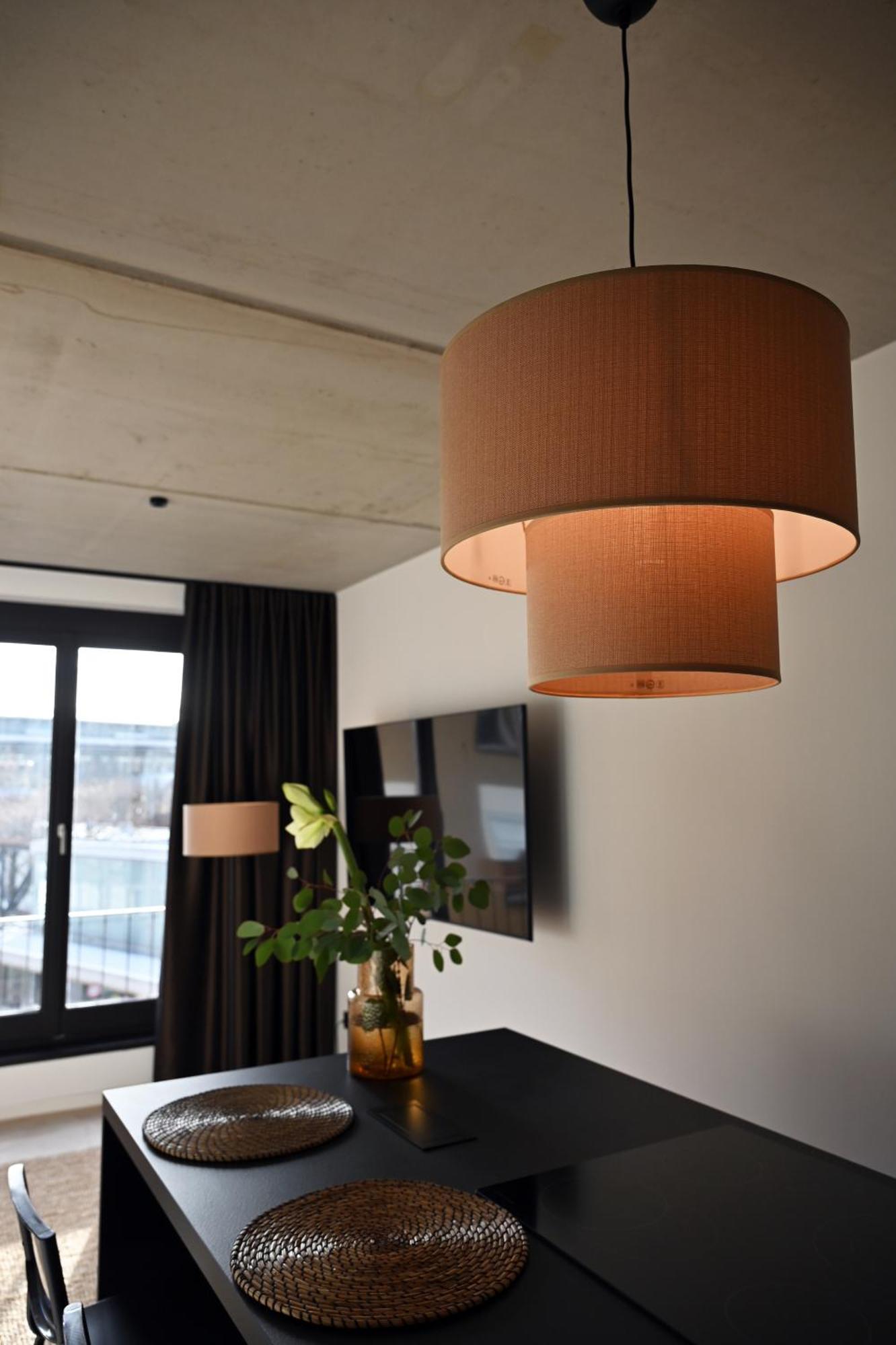 Eiwelhome - Stilvoll, Urban-Ruhig Schlafen, Bahnhofsnah, Balkon إرفورت المظهر الخارجي الصورة